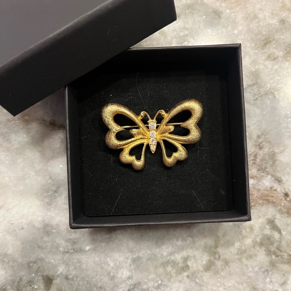 Vintage butterfly brooch - Picture 3 of 5